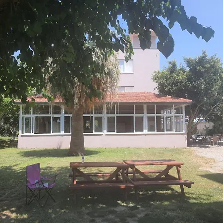 בית אירוח Karaca Pansiyon *